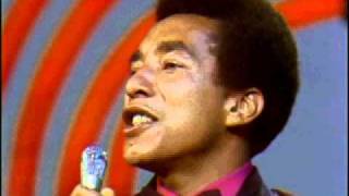 Smokey Robinson  The Tears of A Clown  LIVE1971 [upl. by Livingston268]