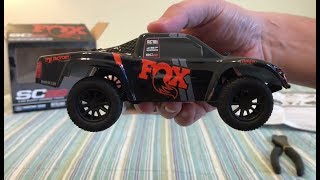 Team Associated SC28 RC UNBOXING amp ACTION [upl. by Eatnahs975]