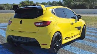 Clio 4 RS Trophy Akrapovic Vs Supersprint  Son extérieur à larrêt [upl. by Warden58]