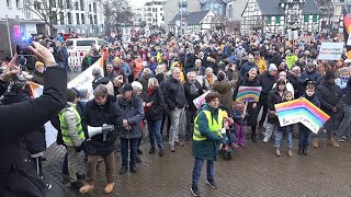 Demo quotLangenfeld für Demokratiequot  Video des Filmkreises der VHS Langenfeld [upl. by Kcirddot]