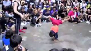 8 jähriger Breakdancer macht alle platt [upl. by Zelma]