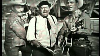 Charley Weaver Cliff Arquette sings Old Paint Needs a Paint Job assisted by Roy Rogers amp Pat Brady [upl. by Ennelram]