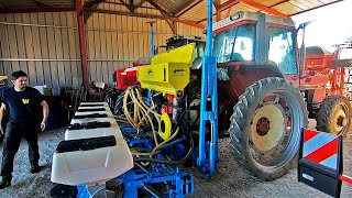 Changement de tracteur pour semer le tournesol  2022 [upl. by Socrates]