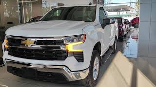 2023 Chevrolet Cheyenne LT 4X4  Cabina regular  Review  Detalles en Interior y Exterior [upl. by Aniuqaoj441]