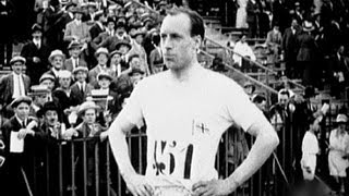 The Flying Scotsman takes gold and sets a new record  Eric Liddell  Paris 1924 Olympic Games [upl. by Trebornhoj490]