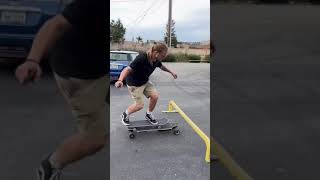 Longboard vs Skateboard shorts [upl. by Salangia2]