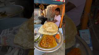 20 साल से खिला रहे tasty छोले भटूरे👌😋 chole bhature ki plate 30₹😱🤑shorts trending viral [upl. by Sussi]