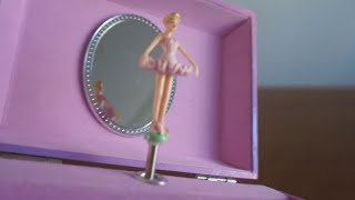 Play with the pink and purple MUSIC BOX with ballerina dancing on SWAN LAKE music [upl. by Aggie]