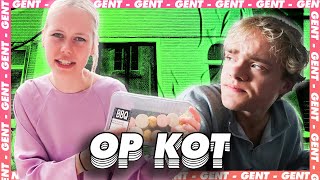 Op kot Een laatste keer genieten voor de blok start [upl. by Zuliram161]