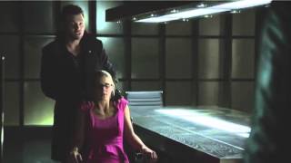 Oliver and Felicity 2x07 Oliver rescues her from The Counts trap [upl. by Notlef184]