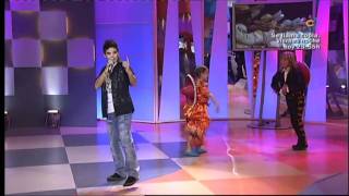 Abraham Mateo 12 años canta a duo con Luis Miguel  LA BIKINA  Menuda Noche [upl. by Enomor583]