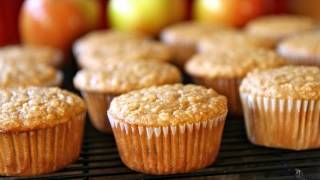 How to Make Oatmeal Apple Muffins [upl. by Gnouc724]