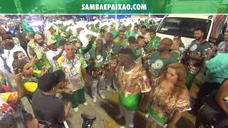 Carnaval 2018 Acadêmicos do Cubango Início do Desfile [upl. by Ylus]