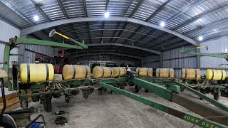 John Deere 7000 corn planter working on the yetter fertilizer openers part 2 [upl. by Dolphin]