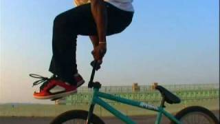 Bmx Trick Guide  Barhop [upl. by Pierrepont]