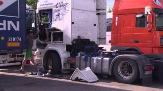 Parkeerplaatsen te duur voor OostEuropese truckers [upl. by Docile]