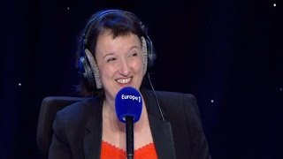 Anne Roumanoff  quotMoi je croisquot [upl. by Englis]