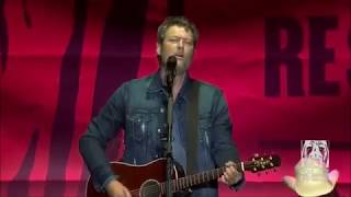 Blake Shelton  Were Painting The Town Of Tishomingo 09302017 [upl. by Davidoff]