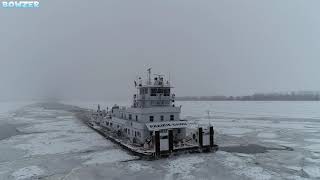 Towboats in ICE amp EXTREEM COLD Mississippi River Alton Illinois [upl. by Kokoruda]