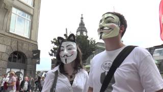 Anonymous Leute am Lies Infostand in Hamburg [upl. by Ahsyle]