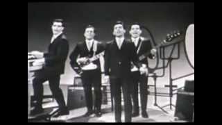 Sherry Baby 1962 Frankie Valli Four Seasons Remix RetroDanGMail [upl. by Olodort]