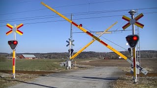 Spoorwegovergang Björketorp S  Railroad crossing  Järnvägsövergång [upl. by Airetak639]