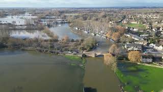 Flooding Lechlade 012024 [upl. by Edrahc]