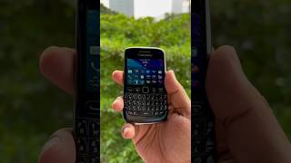 Blackberry Bold 9790 Touch and type QWERTY phone [upl. by Lomasi]