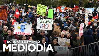 Sentencia contra DACA “es un duro golpe” para los dreamers  Noticias Telemundo [upl. by Tellford]