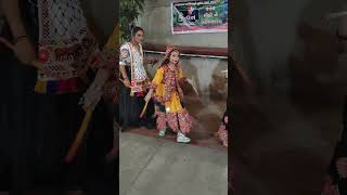 Garba  Gujarati Famous Garba  Navratri Special  Garba Lover  Gujarati  Easy Stepsshorts garba [upl. by Toddie]