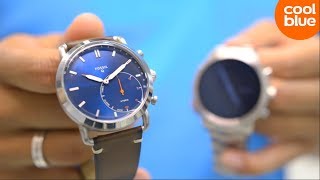 IFA 2017 Wat is het verschil tussen een smartwatch en een hybride horloge [upl. by Acimehs]