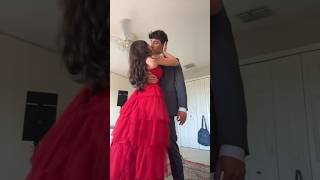 A GRAVATA COMBINANDO COM O VESTIDO DELA 🥹❤️ casal amor viral explorar prom relacionamento [upl. by Fesoy]