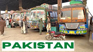 Faisalabad Pakistan Walking Tour BUSY LOCAL BUSS STATION [upl. by Vowel]