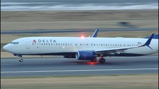 Delta Airlines Boeing 737900ER N845DN takeoff from PDX [upl. by Ahsilrac]