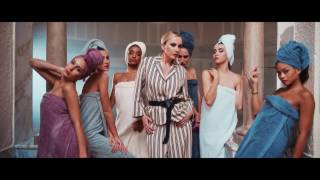 Patricia Kaas  Madame Tout Le Monde Clip Officiel [upl. by Ahsemik]