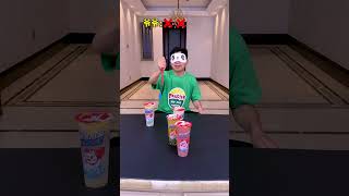 Challenge Blindfolded Milk Tea Poking Who Is The Strongest 😂😂 Funnyfamily Partygames [upl. by Fidel]