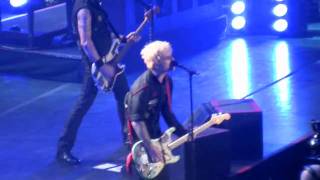 Green Day  Paranoid Black Sabbath cover Birmingham LG Arena 27th Oct 2009 [upl. by Alyn822]