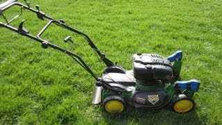 John Deere JS63C Lawn Mower  Free Craigslist Find amp Startup  Part I  March 29 2013 [upl. by Ecylahs92]