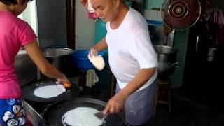 Penang Famous Popiah Skin Maker by Nokia N8 [upl. by Yklam]