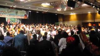 Pastor Kenneth Moales Jr War Cry Praise Break [upl. by Delastre]