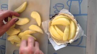 Faire des tartelettes aux pommes  Tarte aux pommes miniature [upl. by Miuqaoj89]