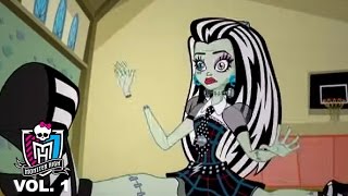 Fear Squad  Volume 1  Monster High [upl. by Merchant]