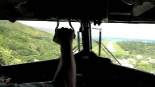 Air Seychelles Landung Praslin COCKPIT VIEW [upl. by Lennaj]