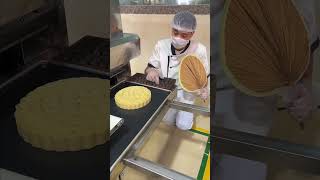 How Many Workers Are Slacking Off In The Mooncake Factory cake mooncake food [upl. by Schnur]