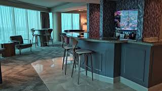 FAVORITE LAS VEGAS SUITE Mandalay Bay Horizon Suite Tour [upl. by Ytinav]