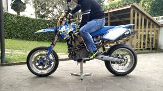 Husaberg FS 650  cold startup [upl. by Riannon]