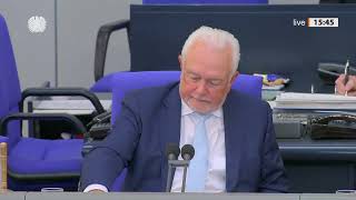 Bundestag debattiert über das „KernkraftAus“ [upl. by Pieter855]