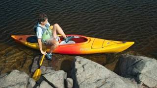 How to Get Into and Out Of a Kayak Smoothly [upl. by Duston]