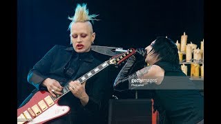 Marilyn Manson Download Festival 2007 Heart Shaped Glasses HD [upl. by Nibla]