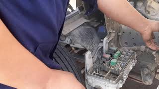 Simple Trouble Shooting for AC Compressor not Working ISUZU REWARD [upl. by Theodore]